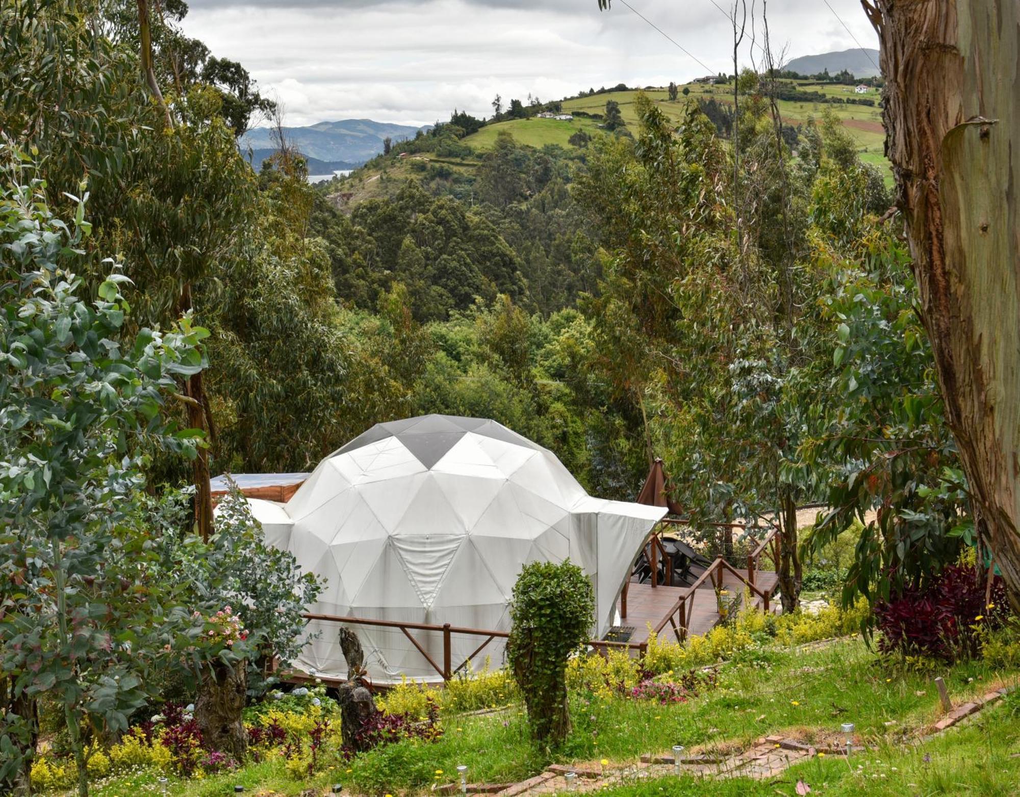 Отель Golden Glamping Гуатавита Экстерьер фото