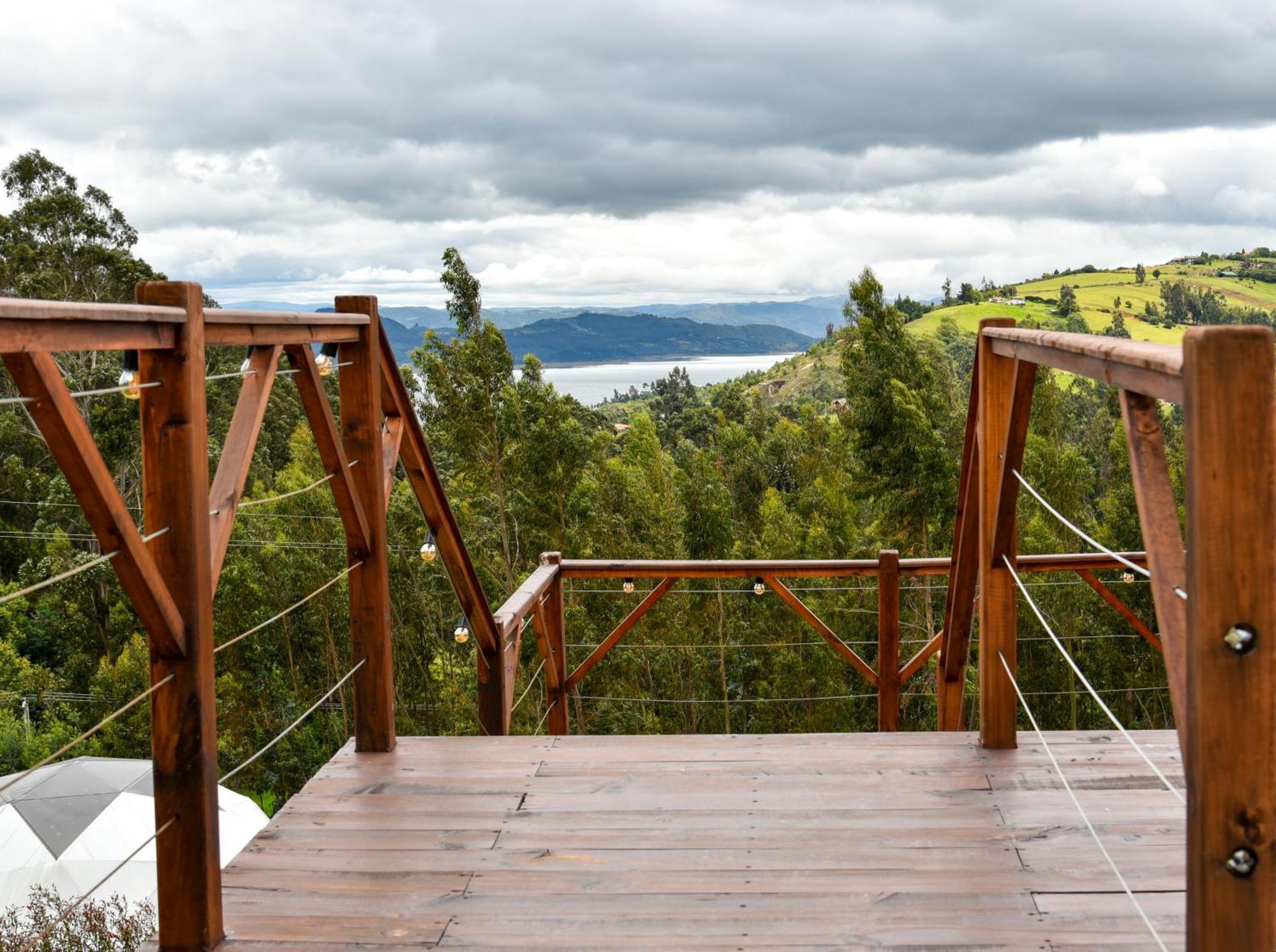 Отель Golden Glamping Гуатавита Экстерьер фото